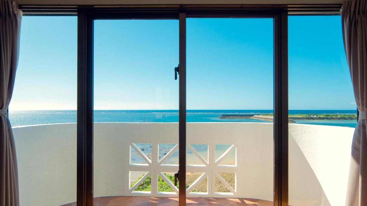 Sunset Beach House Okinawa Onna Exterior foto